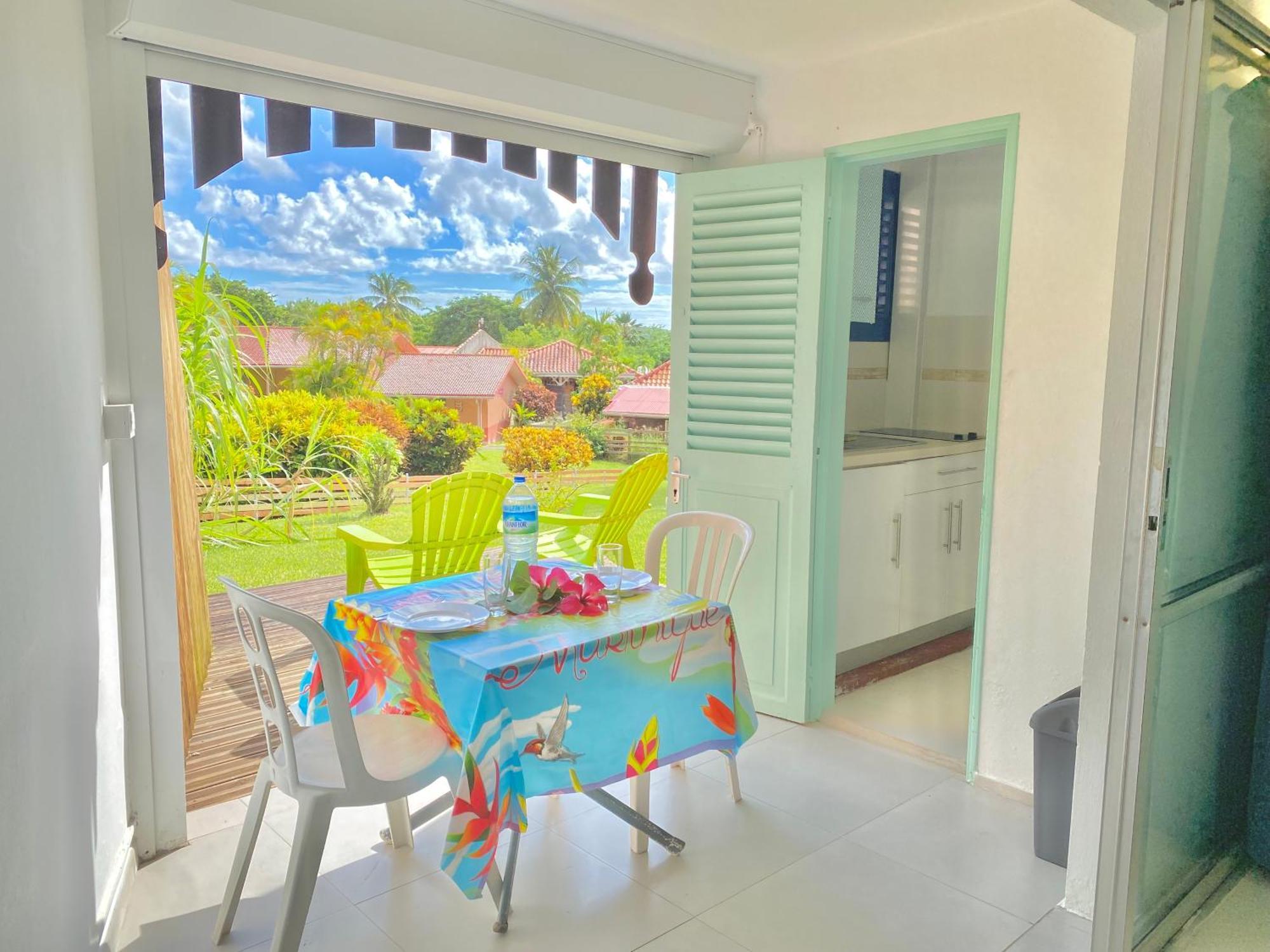 Studio Petite Plage - Pieds Dans L'Eau Sainte-Anne Exterior foto